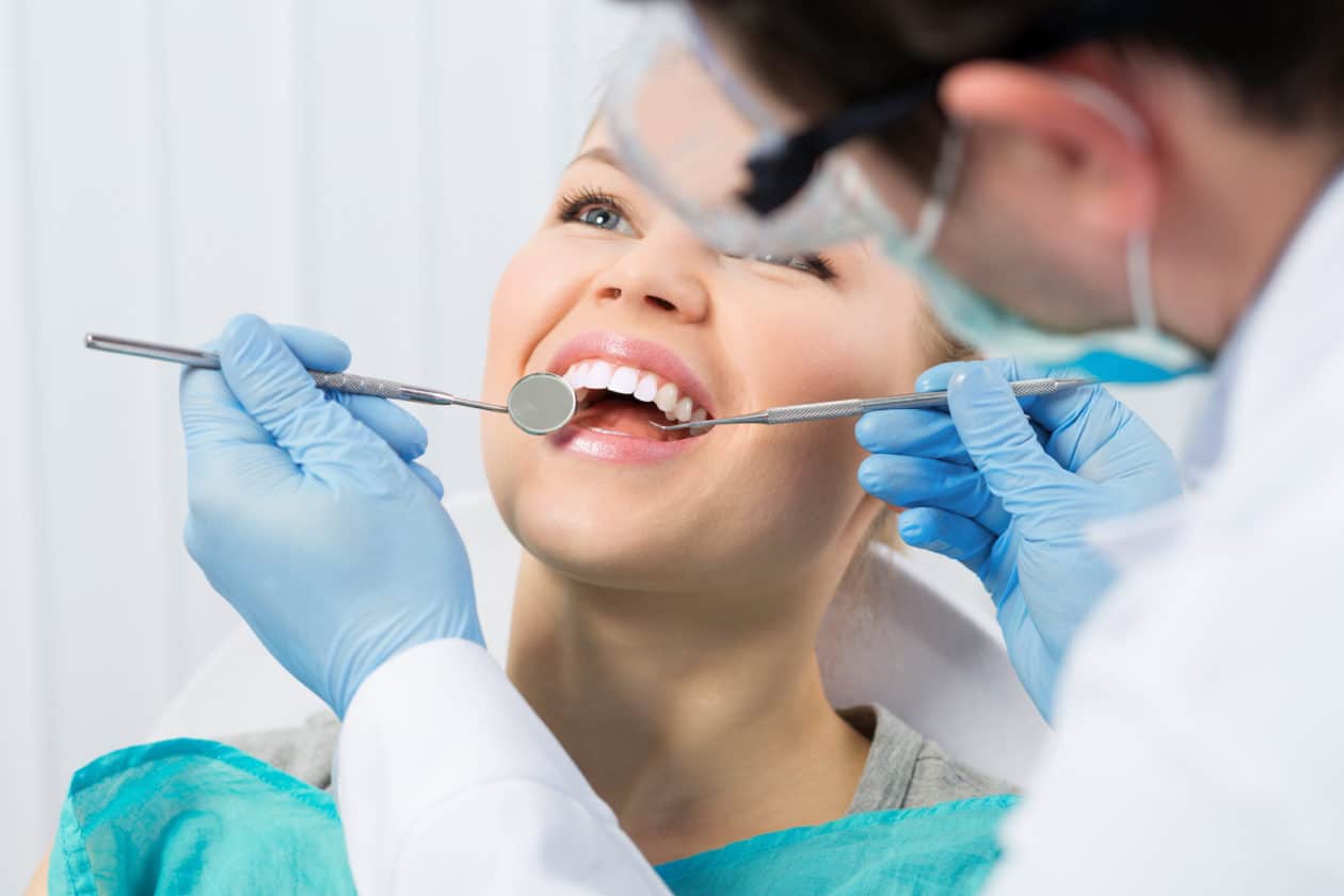ceramic dental implants